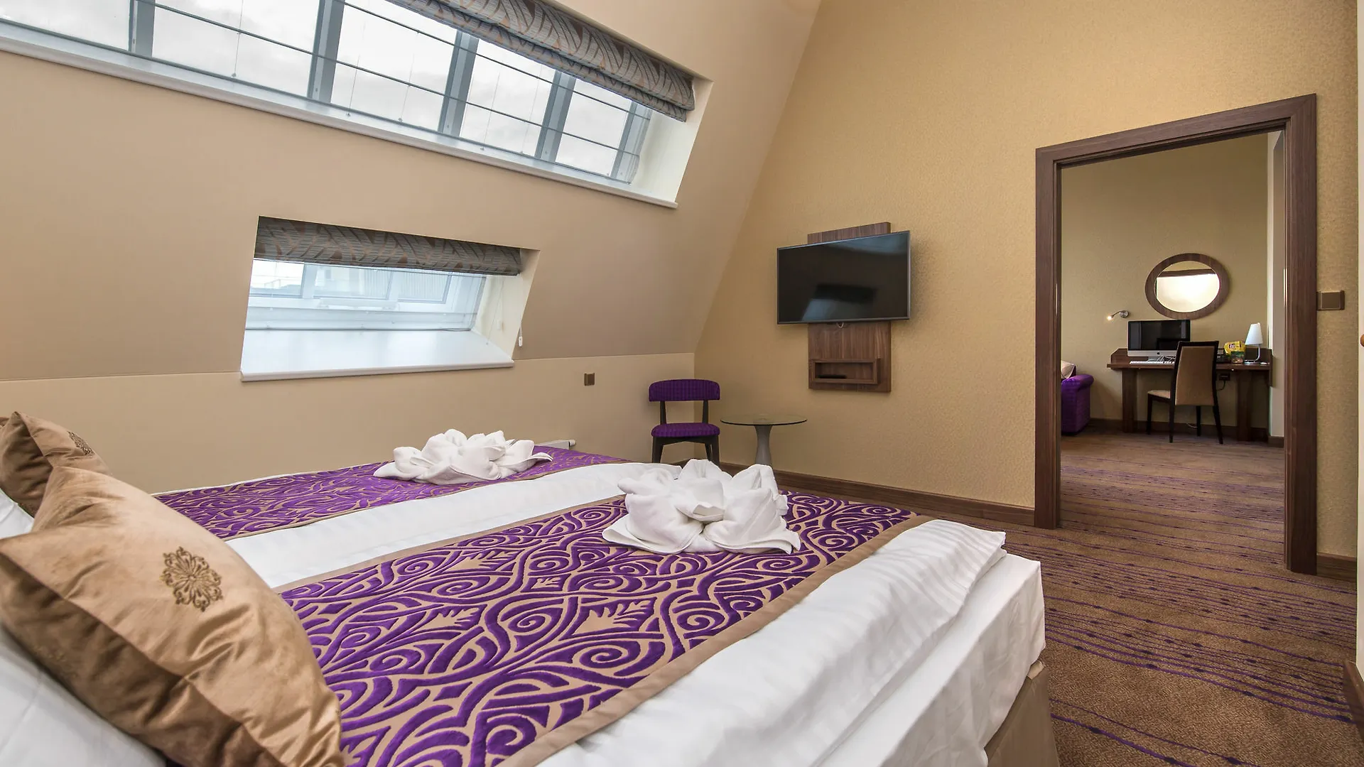 Merchant'S Crown Hotel Praga 4*,
